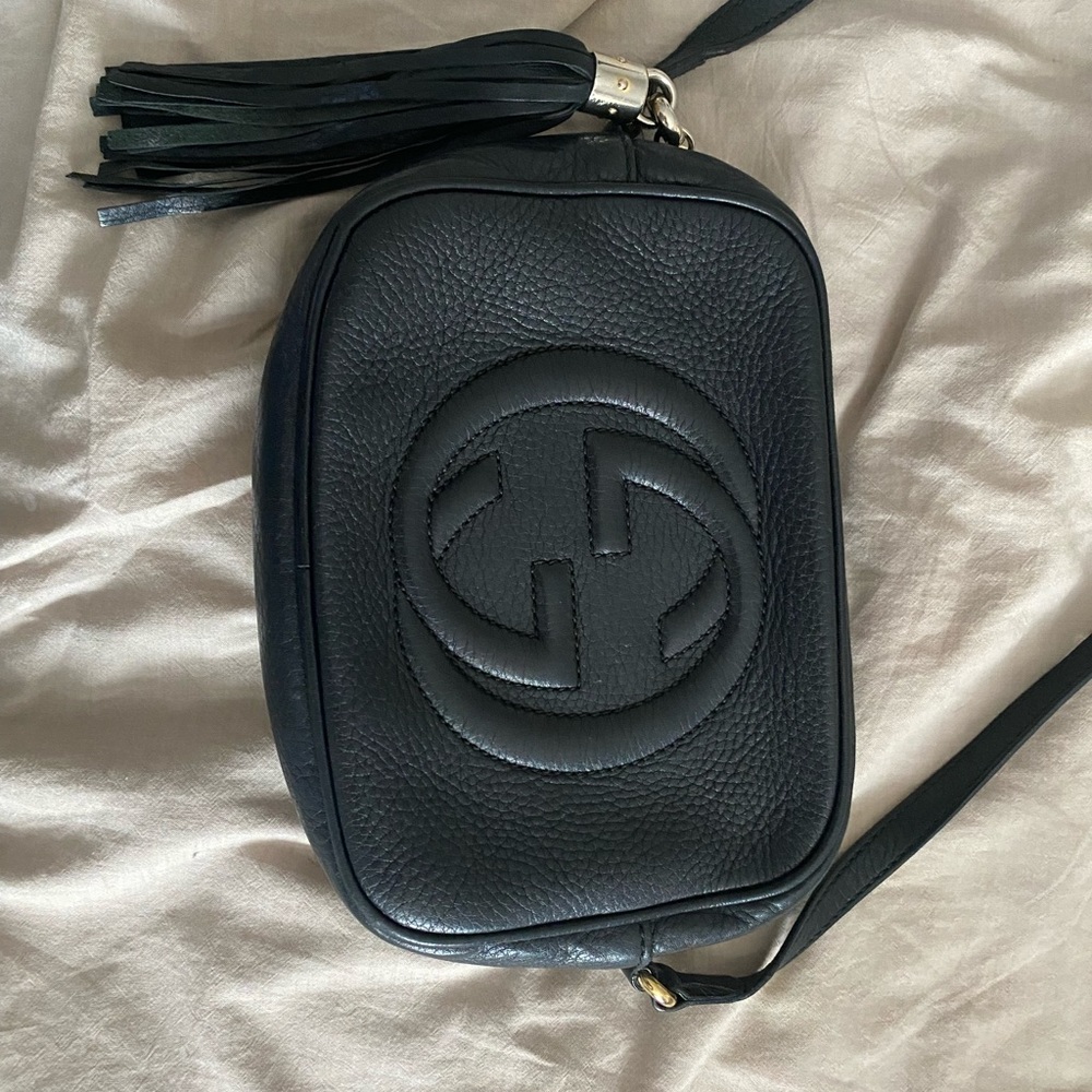 Authentic Gucci soho disco crossbody bag in black